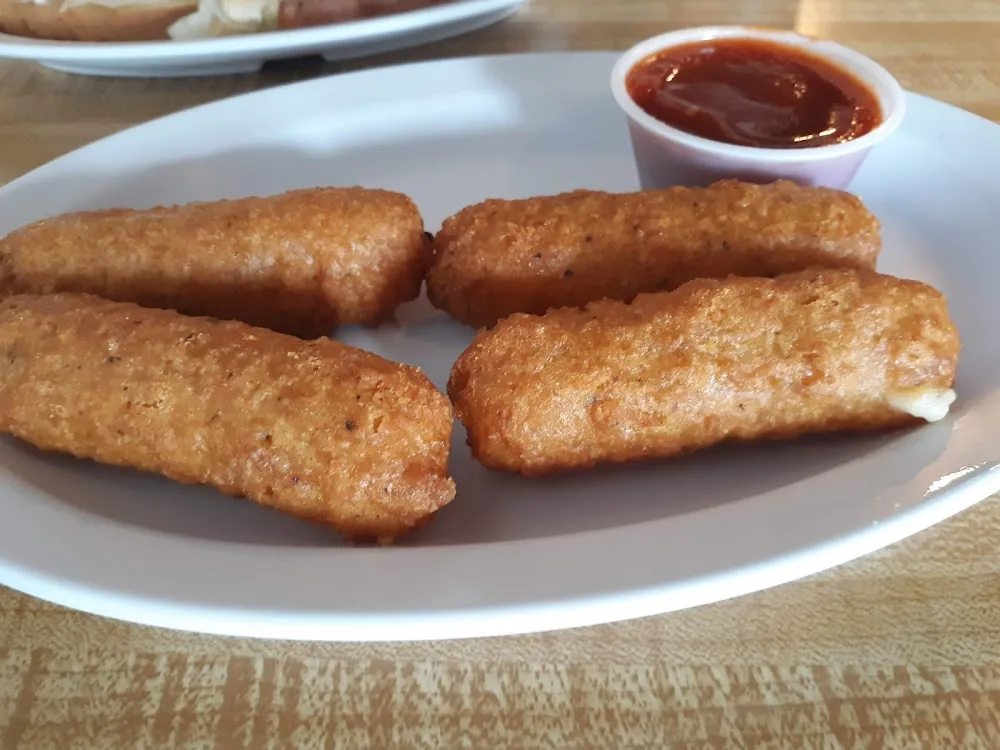 Order of Mozzarella Sticks with Sauce